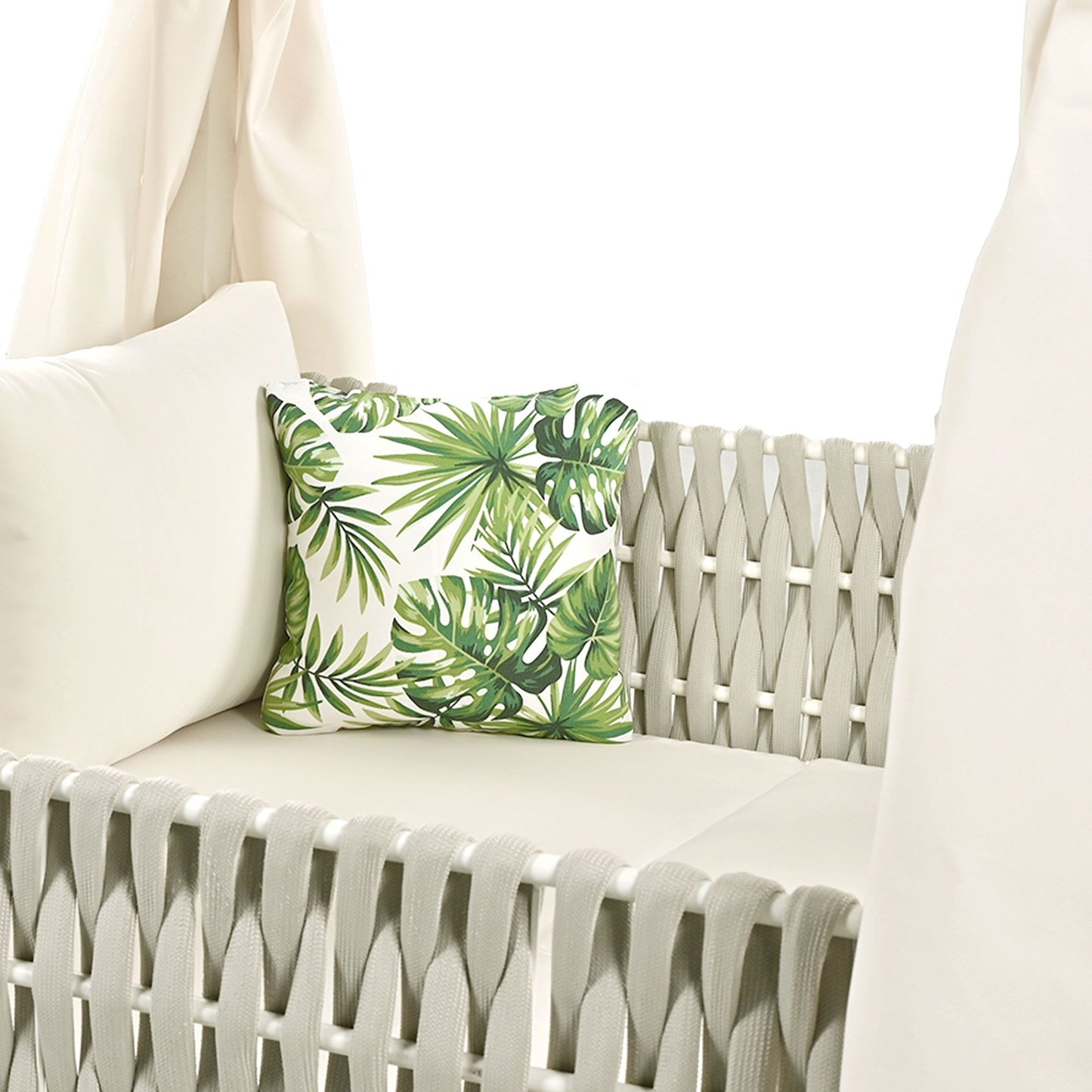 Outdoor Patio Sunbed with Curtains, High Comfort, Suitable for Multiple Scenarios - Discount Msrp