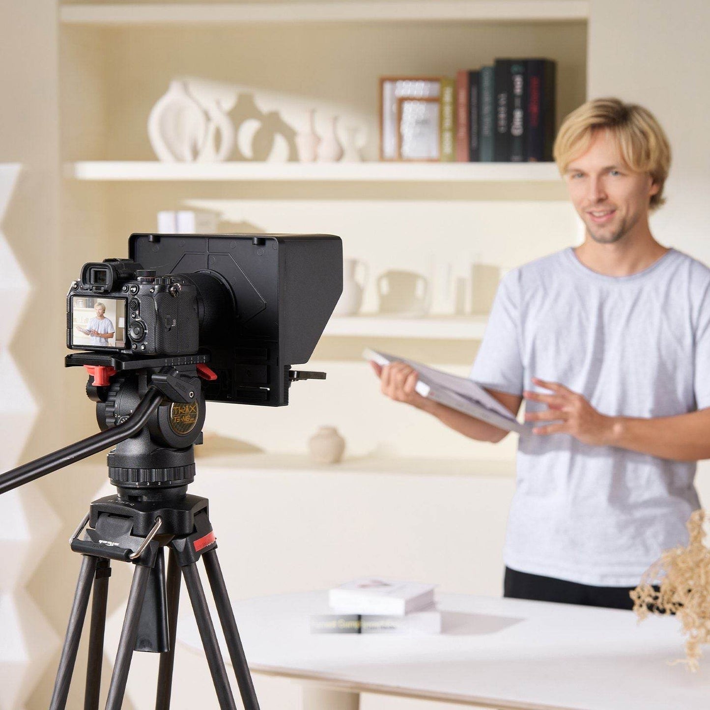 10'' Portable Teleprompter Remote for Webcam Smartphone Live Streaming - Discount Msrp 