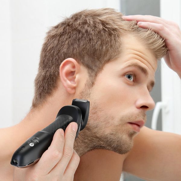 5 In 1 Electric Razor Shaver Rechargeable Cordless Head Beard Trimmer Shaver Kit IPX6 Waterproof Dry Wet Grooming Kit - Discount Msrp 